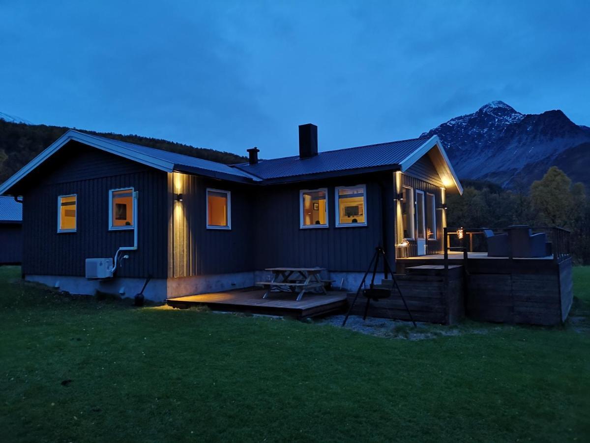 House In The Heart Of The Lyngen Alps With Best View Lyngseidet Exterior foto